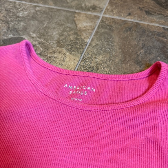 American Eagle Baby Tee - Picture 2 of 2